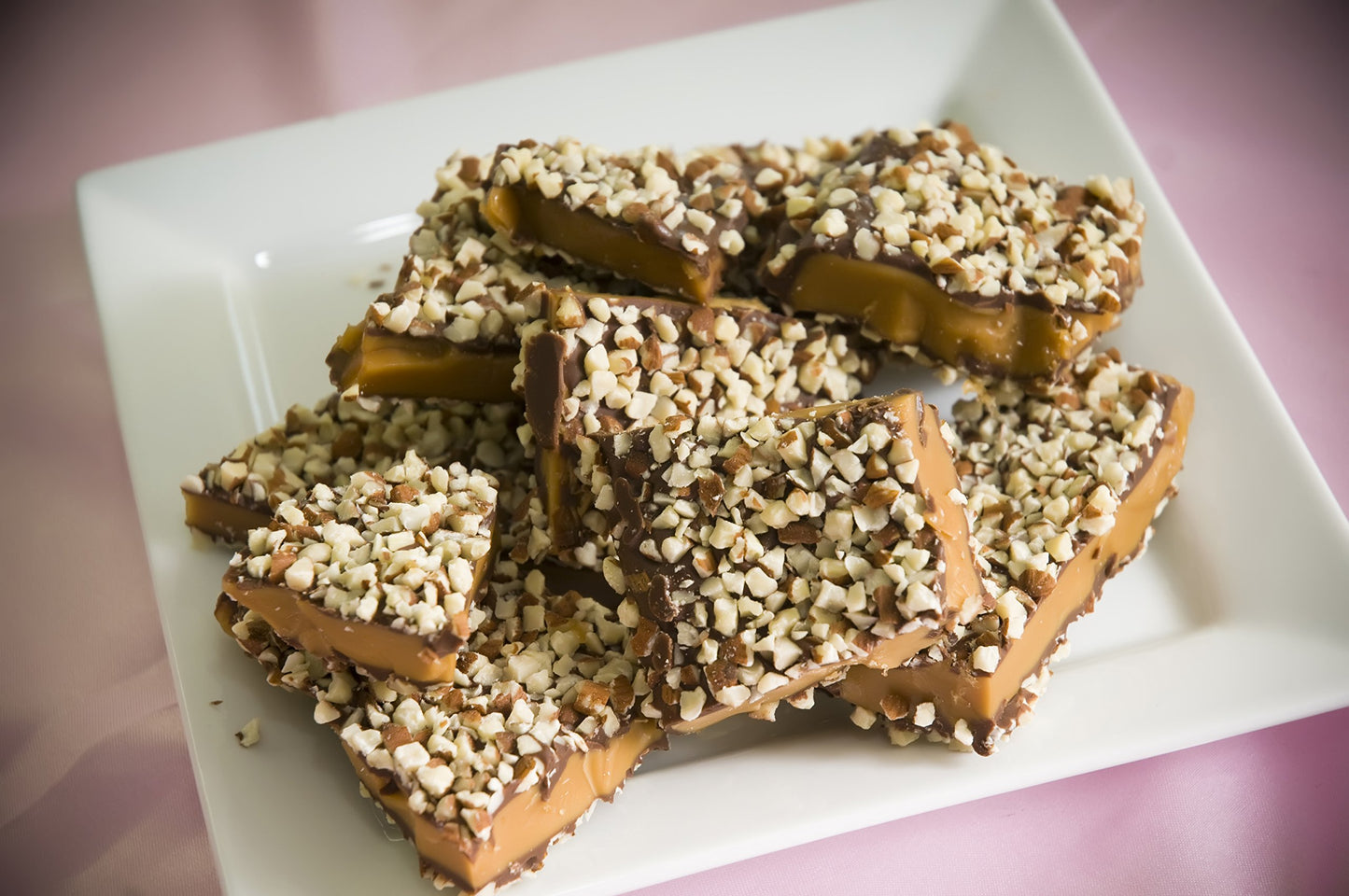 Aunt Mae'S Sweet Tooth English Toffee 8 Oz. Box (Click Here To Find The Other Flavors) (Milk Chocolate)