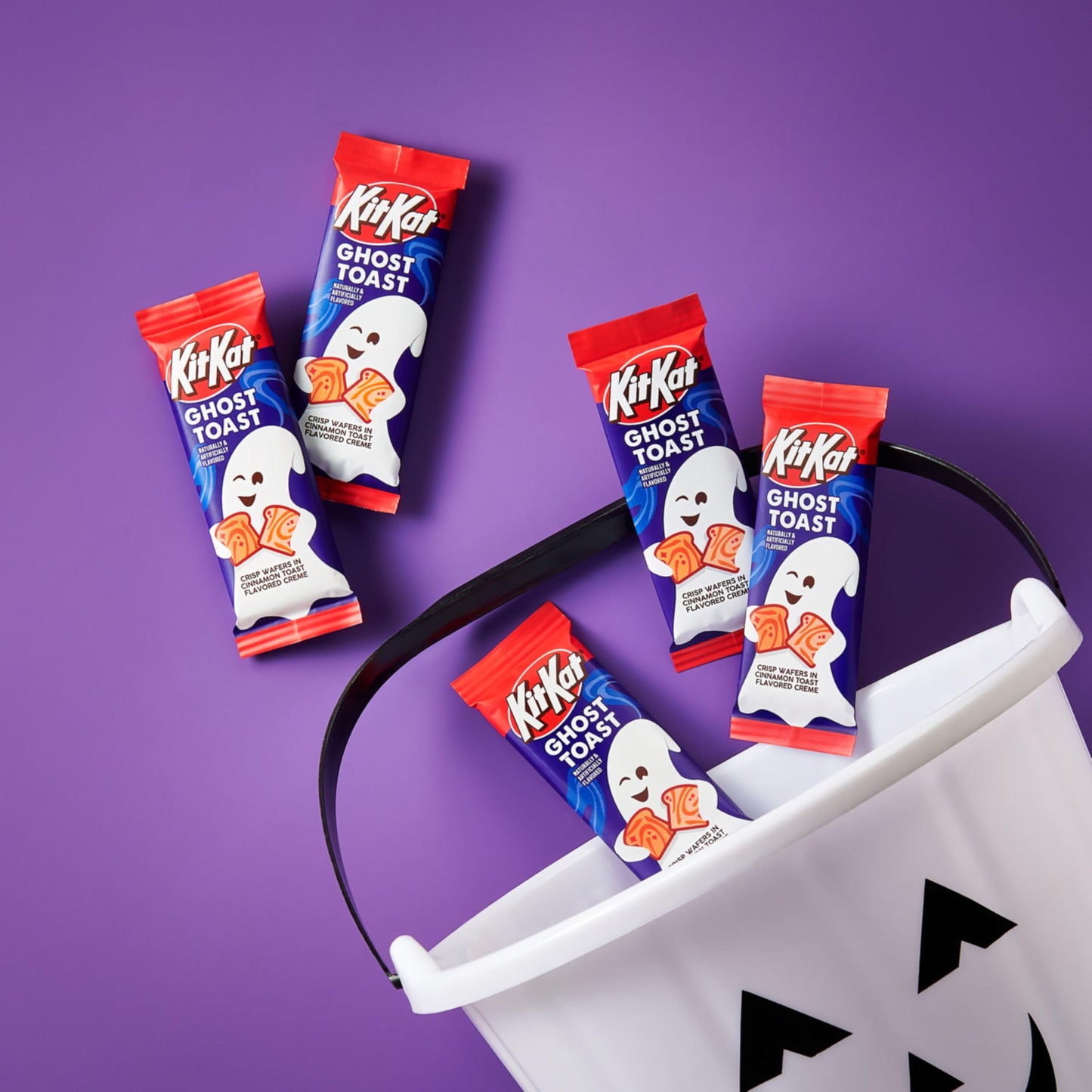 KIT KAT Cinnamon Toast Flavored Creme Wafer Snack Size  Halloween Candy Bag  9.8 oz