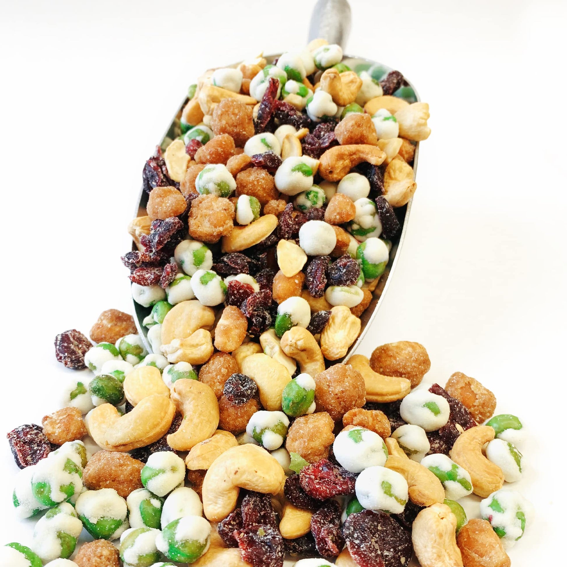 NY SPICE SHOP Sweet Wasabi Trail Mix with Mixed Nuts - Dried Fruit Healthy Snacks for Adults and Kids - Nut Snack Packs - 5 Poun