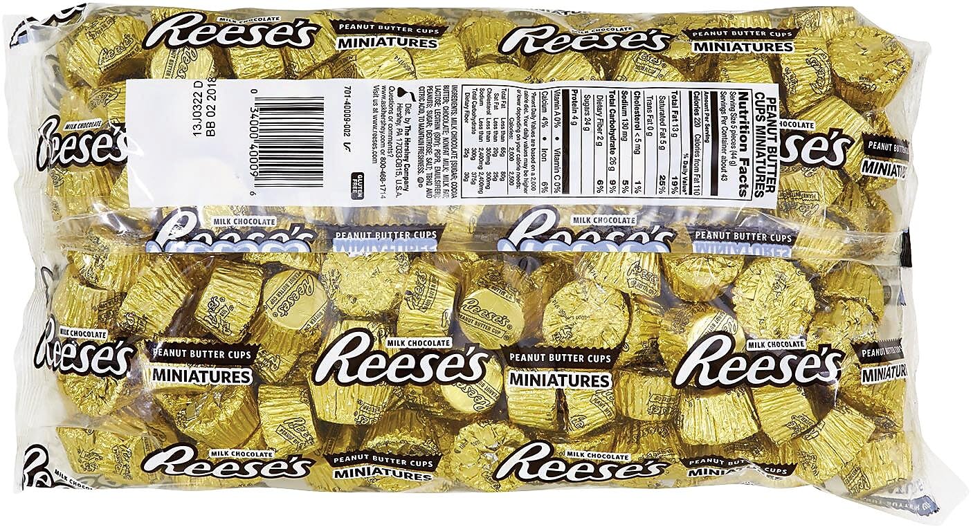 REESES Miniatures Gold Foils Milk Chocolate Peanut Butter Cups Candy, Bulk, 66.7 oz Bulk Bag