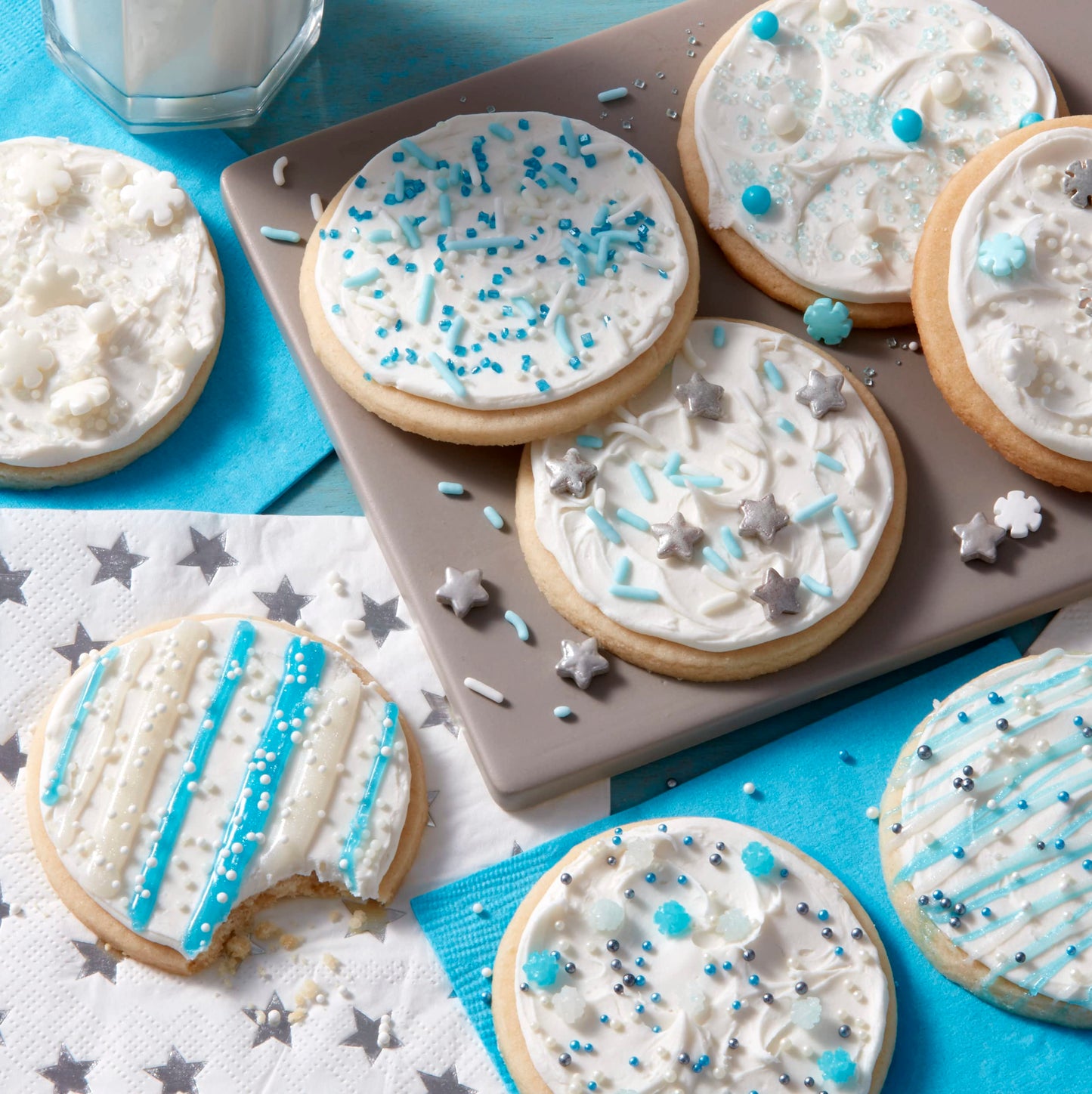 Wilton Blue Sugar Pearls - Add A Touch Of Elegance With Blue Pearl-Shaped Sprinkles For Special Occasion Cakes, Cupcakes & Cooki