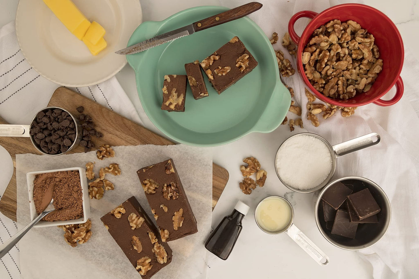 Uncle Butch'S Fudge - Creamy And Smooth Chocolate Walnut - Decadent And Delicious Handcrafted Fudge (16Oz)