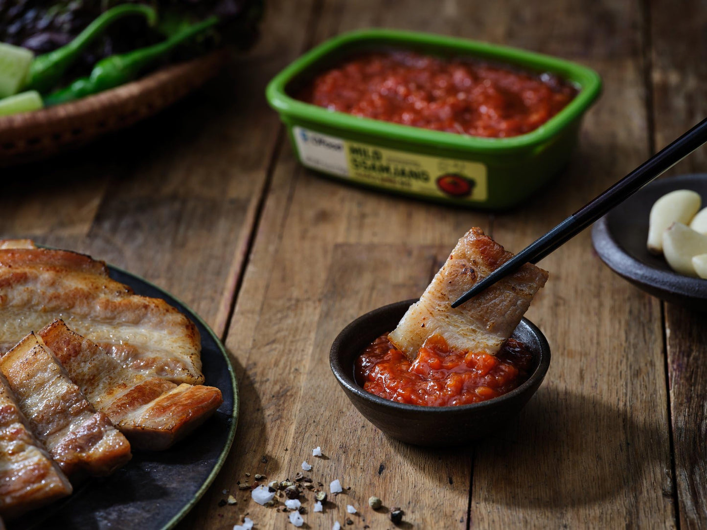 Chung Jung One O'Food Spicy Ssamjang, Korean Spicy Seasoned Soybean Paste Sauce, Perfect For Rice, Noodles, Fresh Vegetables And Meat, Hot & Flavorful (15.9 Oz, 450G)