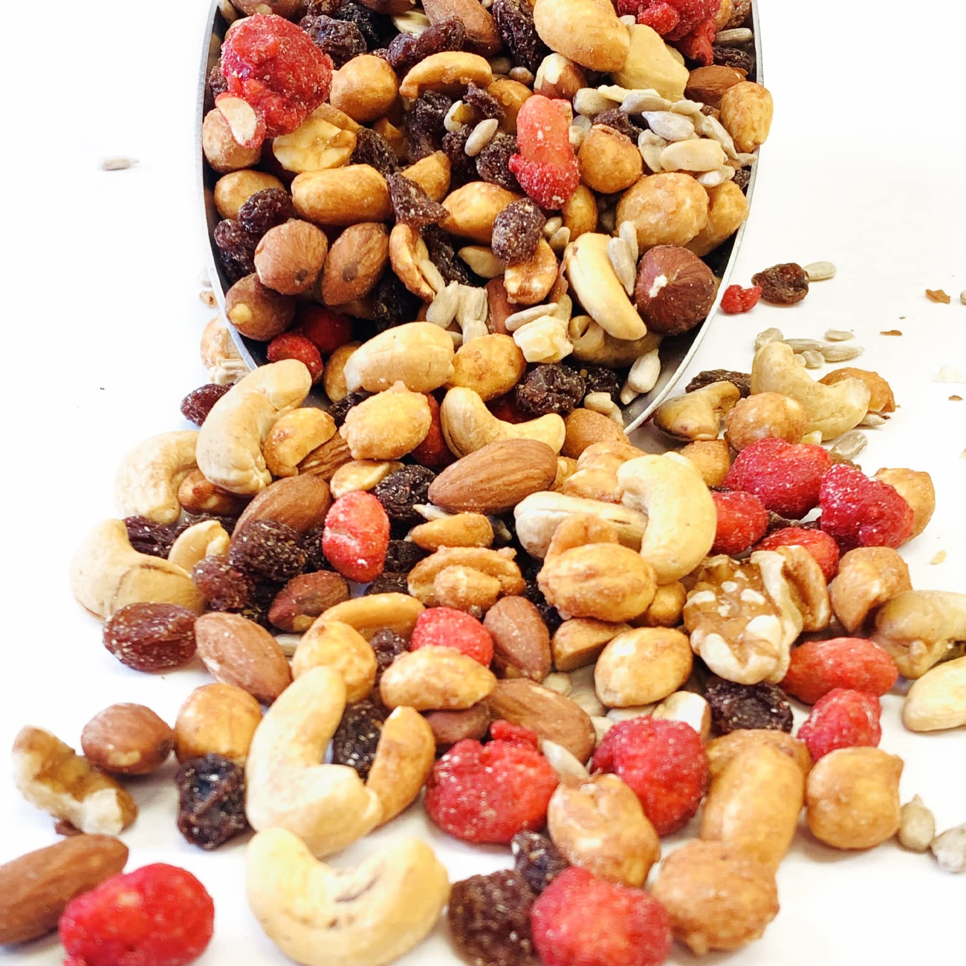 NY SPICE SHOP Super Energy Trail Mix with Mixed Nuts - Dried Fruit Healthy Snacks for Adults and Kids - Nut Snack Packs - 1 Poun