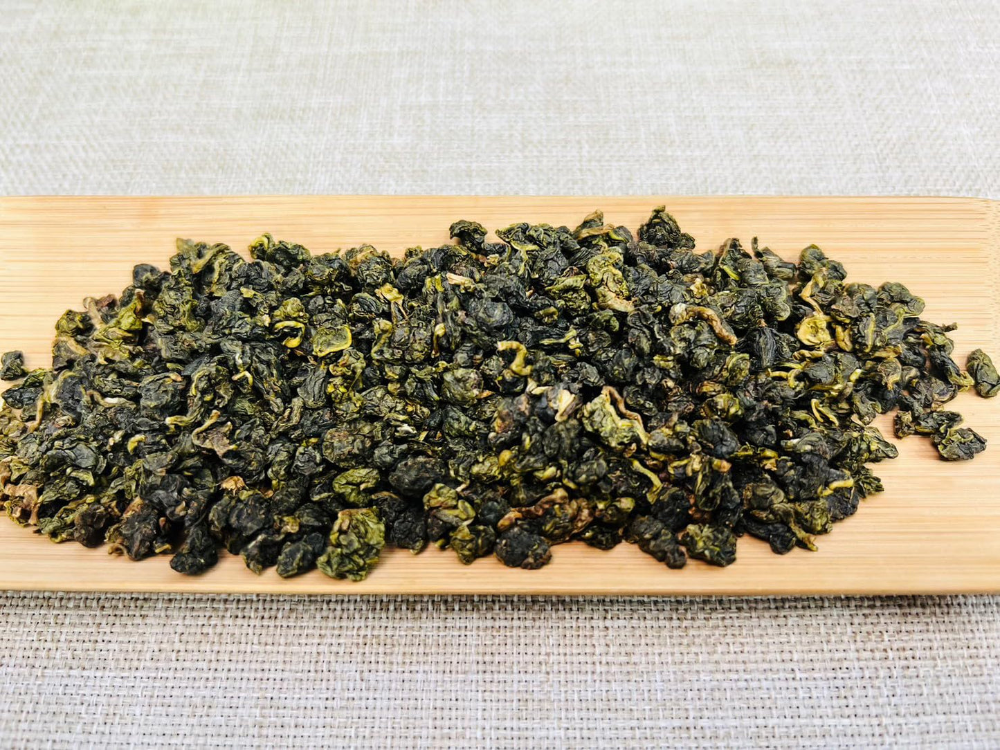 XINQING Taiwan Oolong Tea Loose Leaf, High Mountain, 200g (7.05 Ounce)