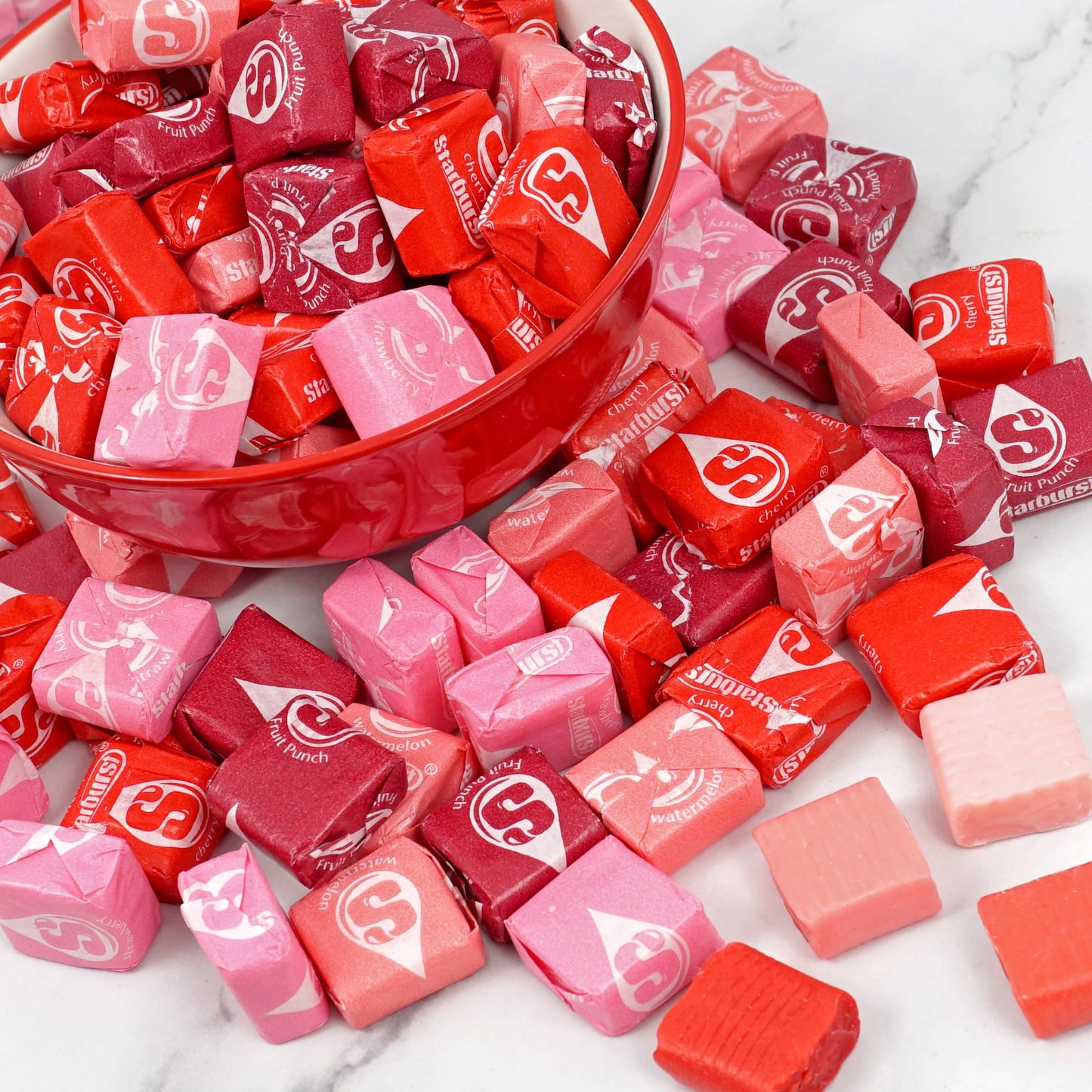 Starburst Fave Reds, 2Lb Bulk Bag (Approx. 180 Pieces) Red & Pink Starburst