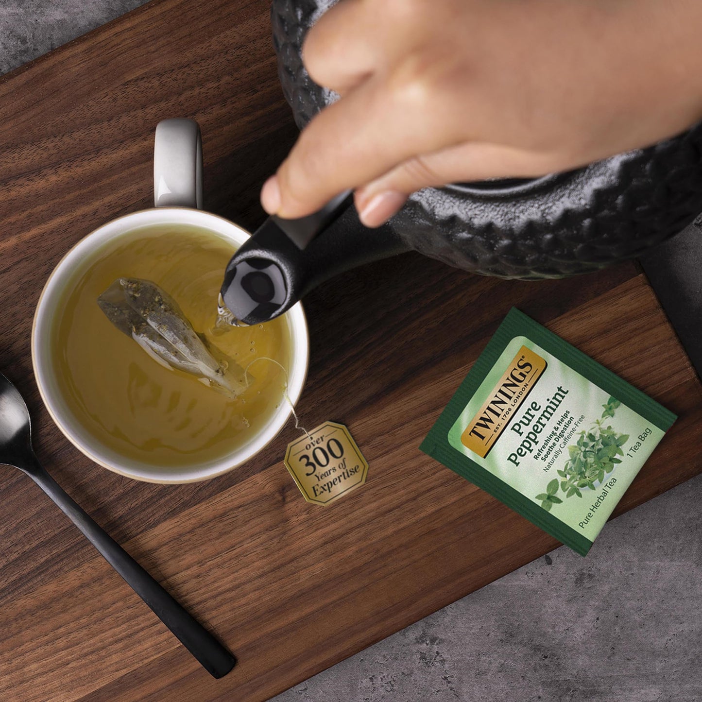 Twinings Peppermint Herbal Tea, Caffeine-Free, 20 Individually Wrapped Teabags, Fresh Minty Flavor, TWI-050