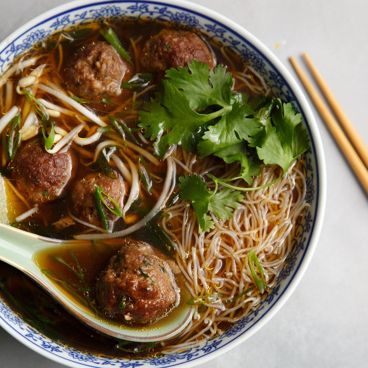 Simply Asia Vietnamese Inspired Pho Beef Broth, 26 Fl Oz