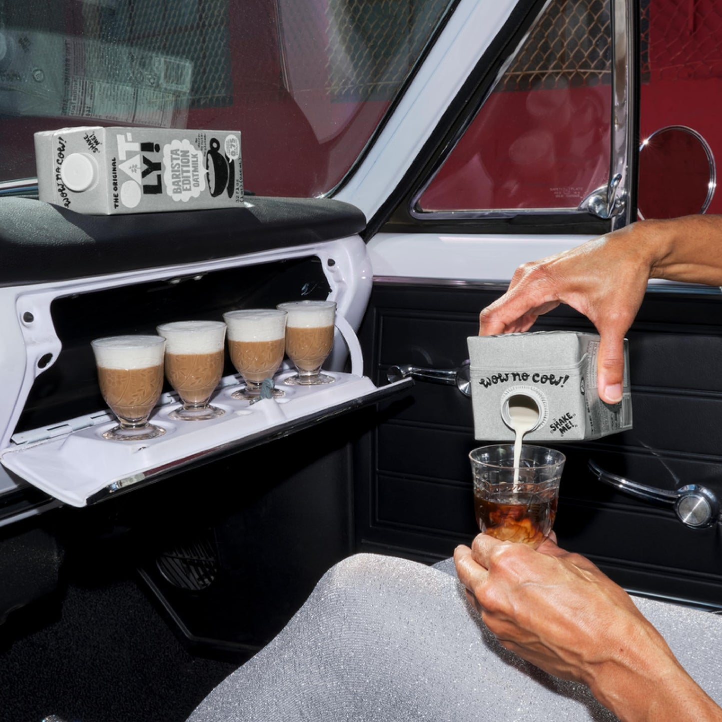 Oatly Barista Edition Oat Milk - Crafted for Coffee | Dairy-Free, Plant-Based, Shelf-Stable Milk that makes Perfect Foam (32 oz,