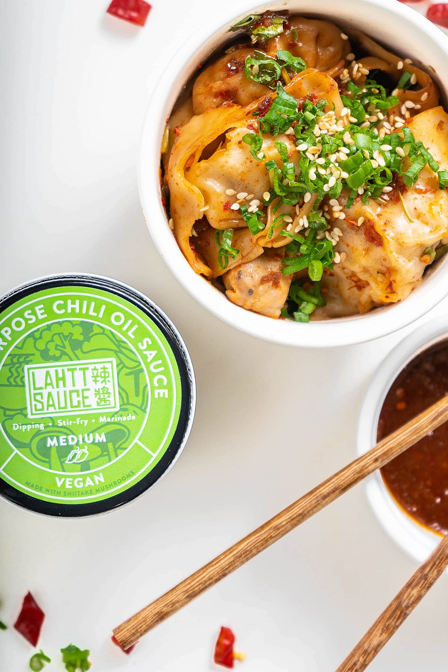 LAHTT CHILI OIL SCE VGN ( 6 X 7.75 OZ   )