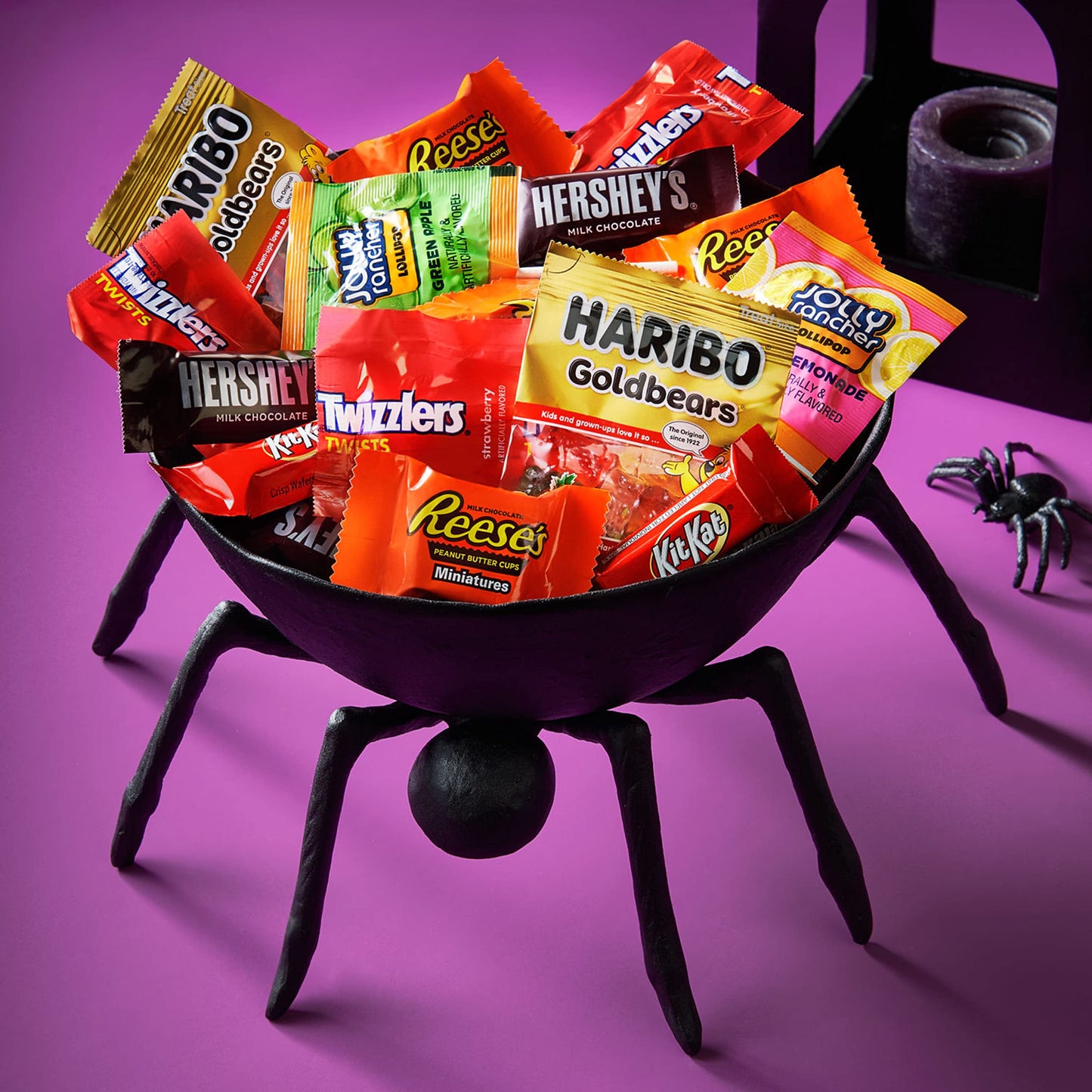 HERSHEYS Miniatures Assorted Halloween Candy, 330 Count, 97.96 oz, Brown/Orange
