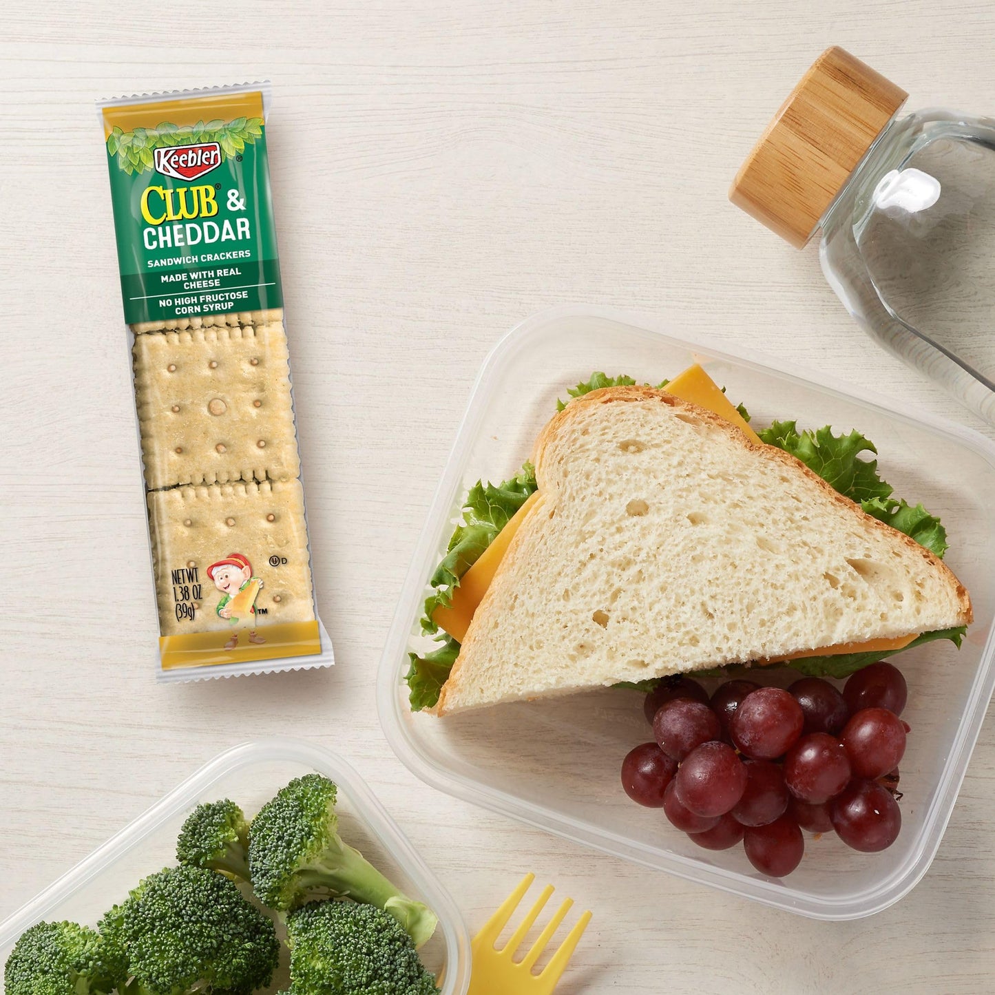 Keebler Sandwich Crackers, Lunch Snacks, Club and Cheddar (12 Trays, 96 Packs)