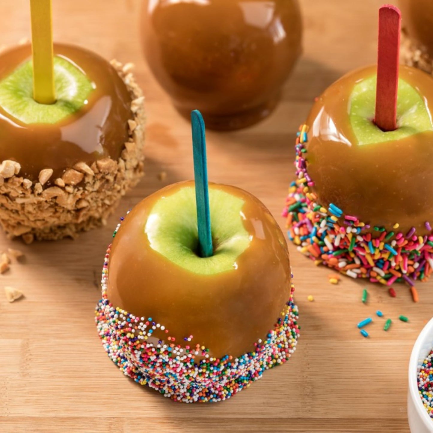 Concord Foods Caramel Apple Kit: Fall Favorite Treat - Indulge In Chewy Caramel Apples! Makes 10 Caramel Apples Per Box, 5 Oz (P
