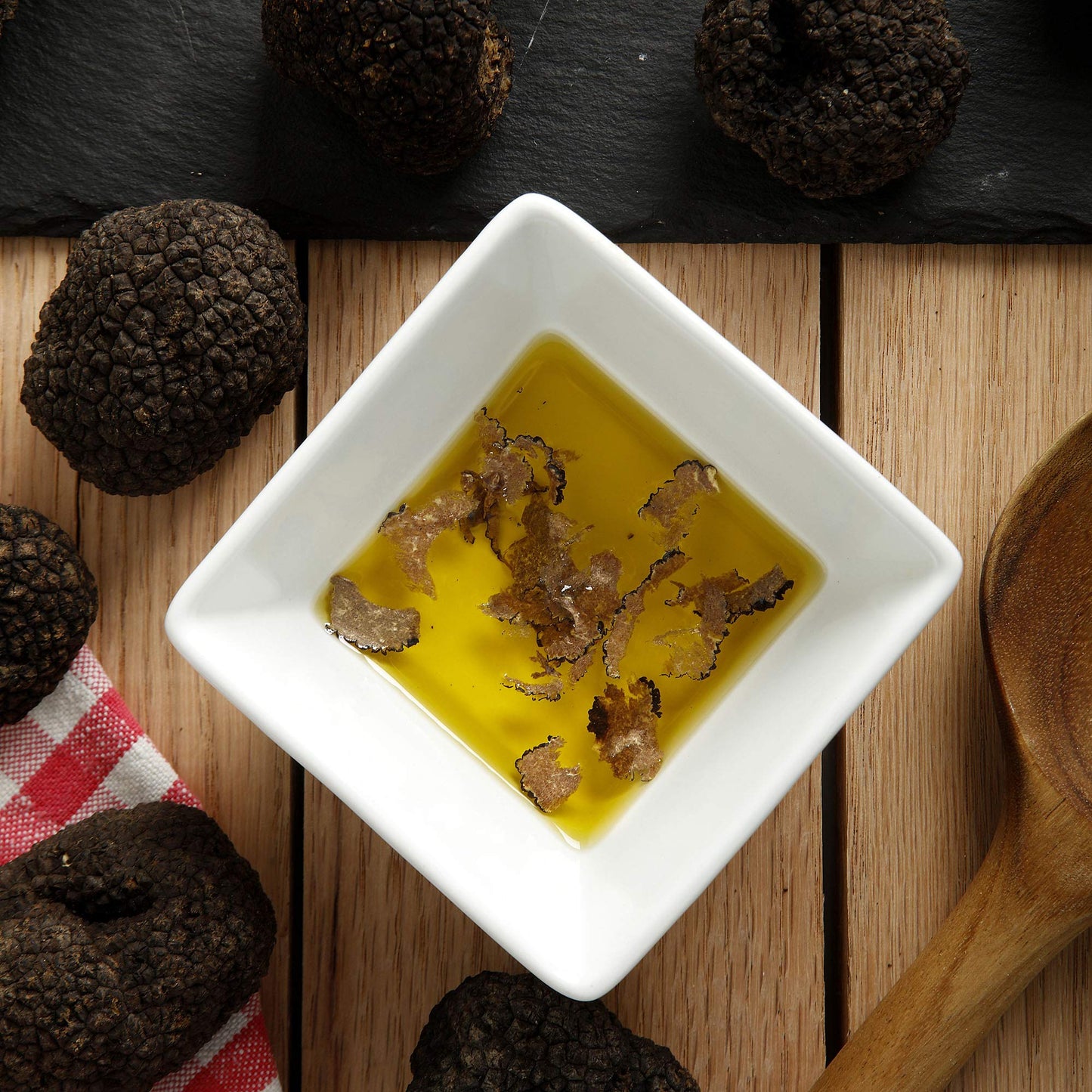 TRUFFLES USA Black Truffle Oil - Cold Pressed Extra Virgin Olive Oil - 3.4 fl oz (100ml) - Imported from Italy
