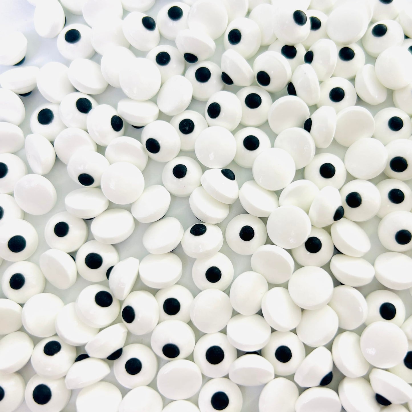 1Cm Eyes Candy Eyeballs, Cake, Cupcake, Cookie And Diy Dessert Toppers 130G/4.6Oz, Edible Halloween Sprinkles For Cake Decoratin