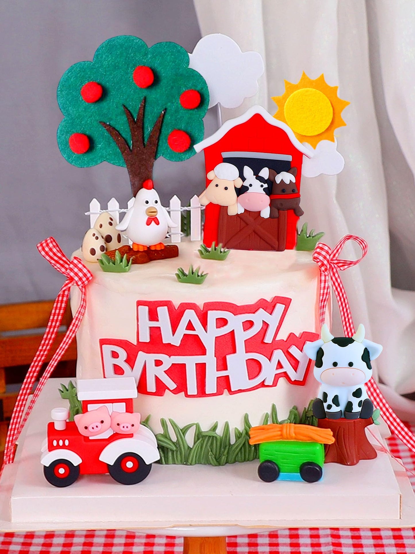 Jevenis Red Farm Animal Cake Decoration Sheep Cake Topper Farm Animal Birthday Decoration Cow Cake Decoration Pig Cake Topper Fo
