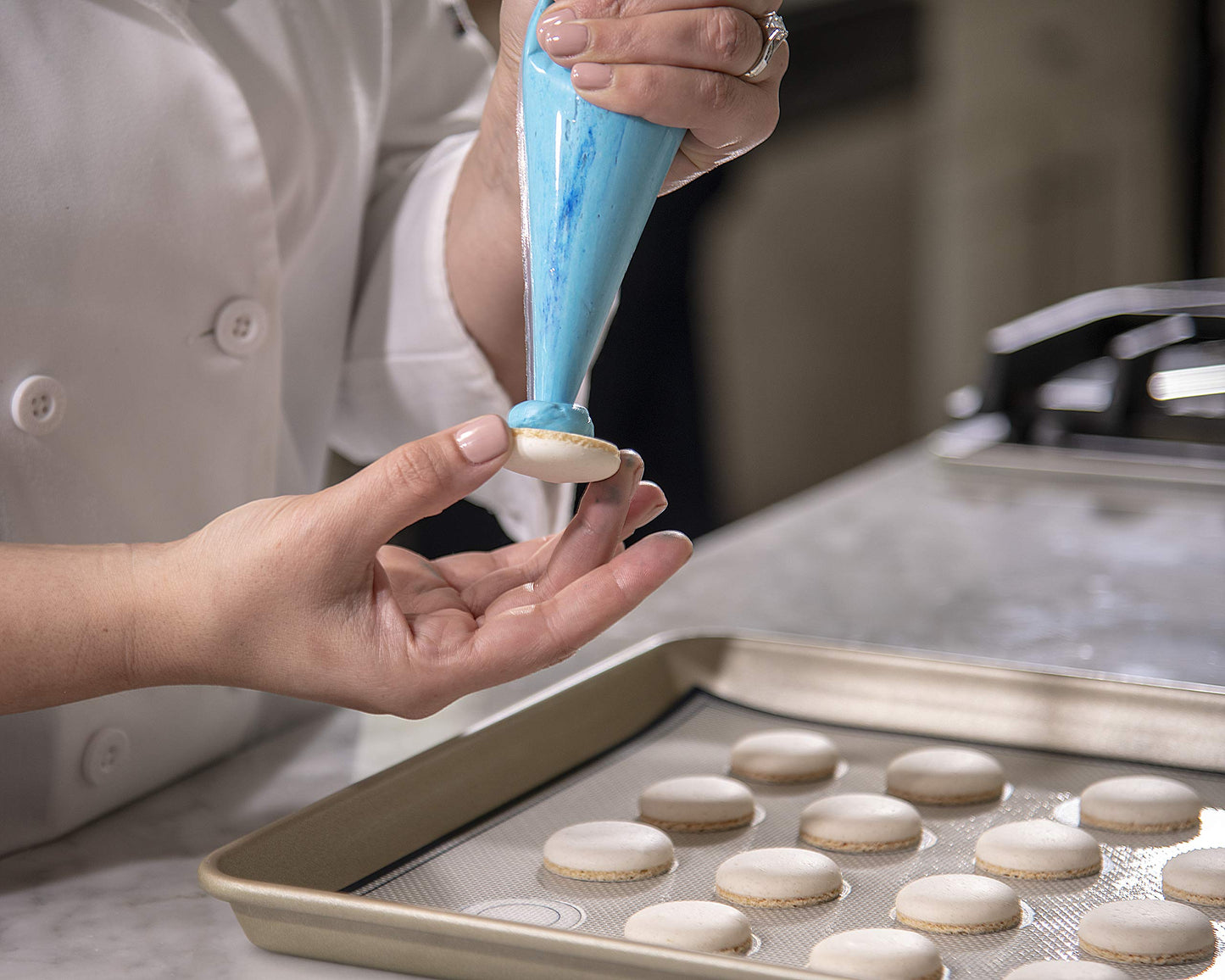 SAENA BAKING CO French Macaron Baking Mix Kit - Gluten-Free, 13.3 oz, Cream - Makes 48 Delicious Shells for Beginners & Experts