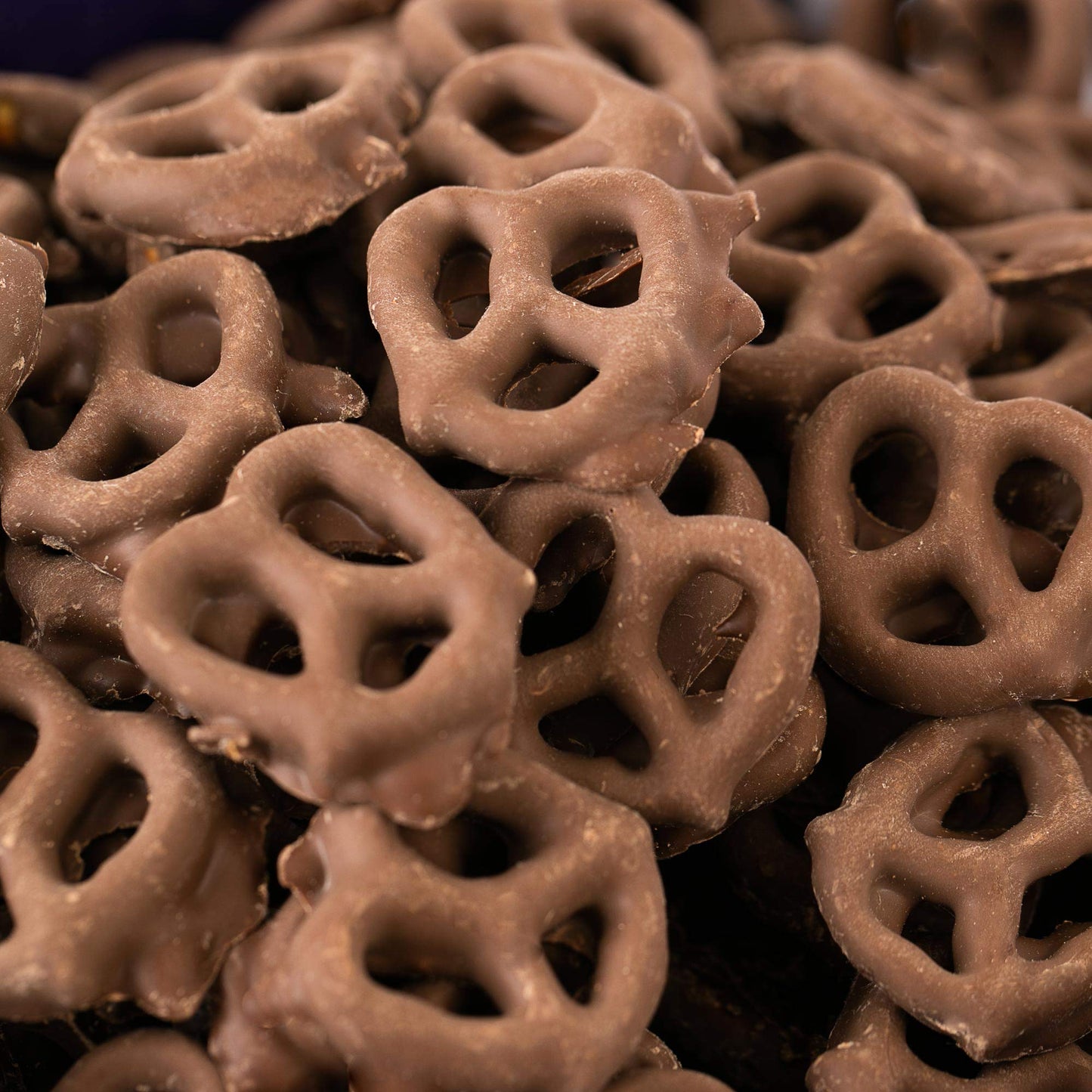 Milk Chocolate Covered Mini Pretzels, Gift Box 40 Ounces