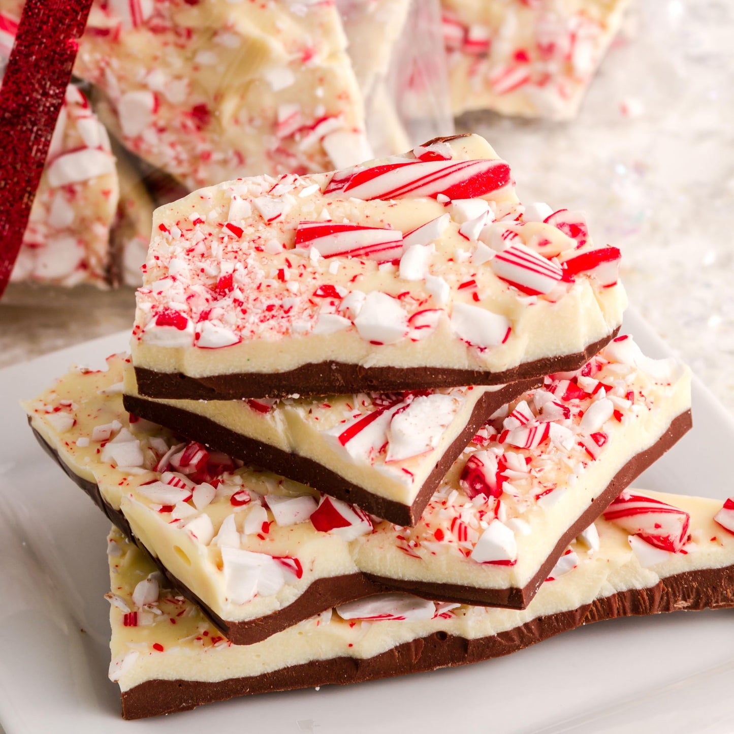 Yupik White Chocolate Chips 2.2 lb - Gluten-Free, Kosher, Smooth Melting, Ideal for Baking & Snacking, Sweet Flavor