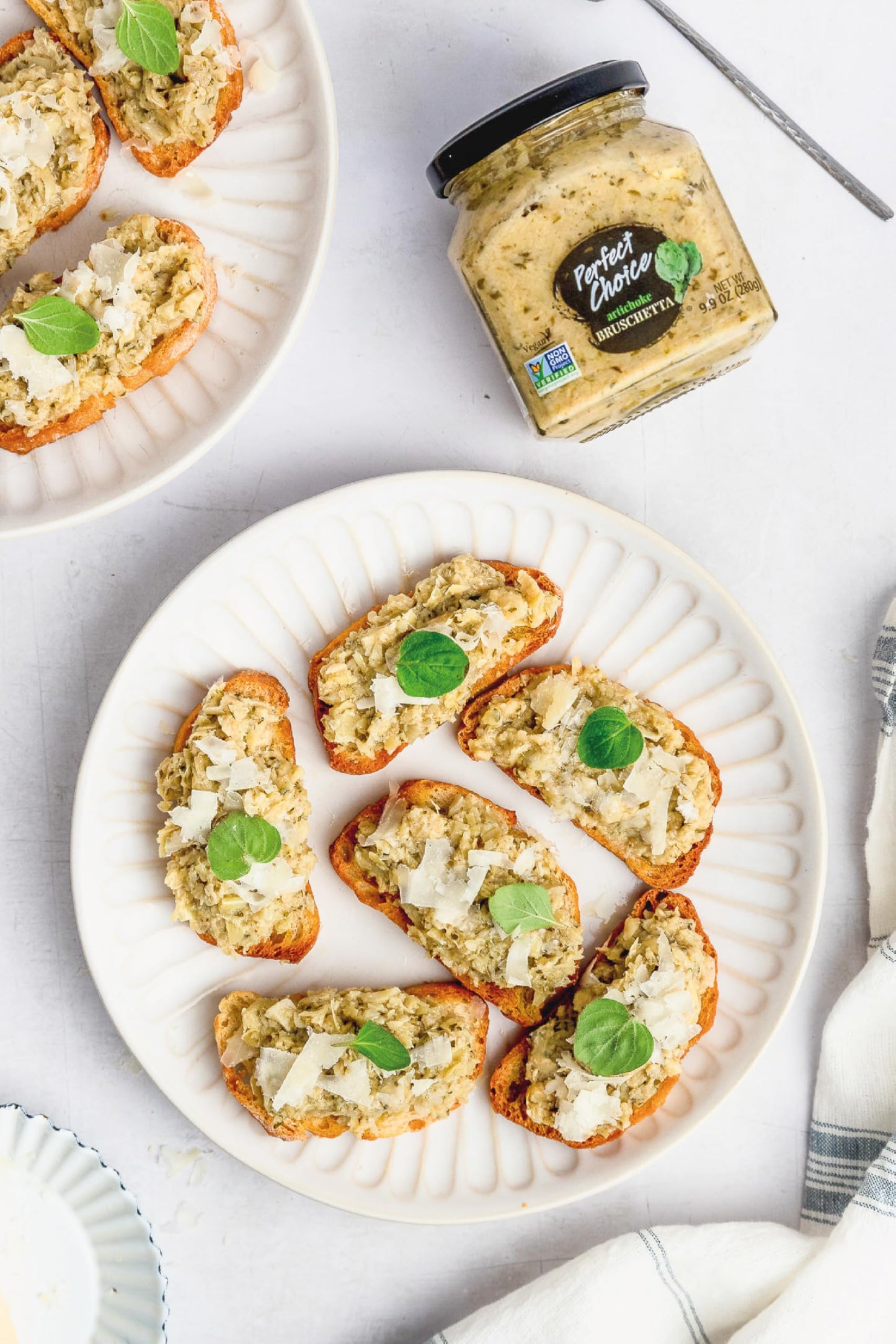 Perfect Choice Variety Pack With 2 Sauces -Caramelized Onion & Artichoke Bruschetta- Along With 1 Grilled Artichoke Halves In Oi