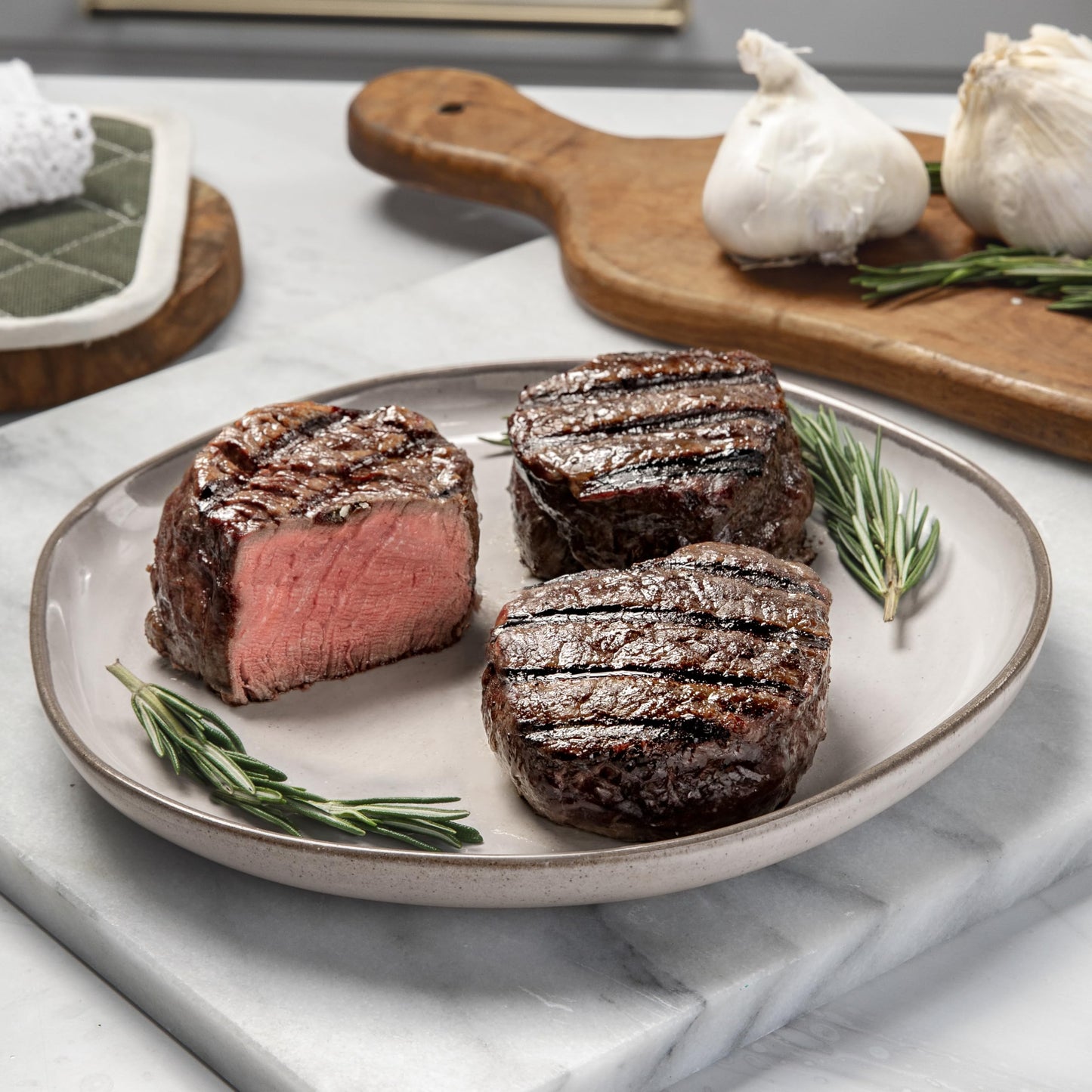 Rastellis Black Angus Beef Filet Mignon Steaks (10 ct) 5 oz Portions  With Butter  3.125 lbs. Total