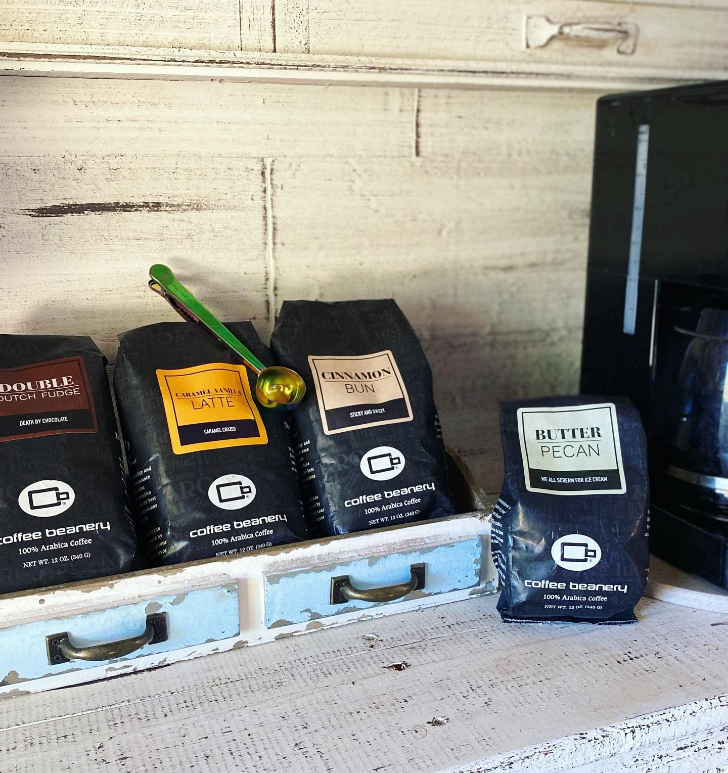 Caramel Vanilla Latte Decaf Coffee By Coffee Beanery | 12Oz Flavored Decaf Coffee Beans Medium Roast Coffee | 100% Specialty Ara