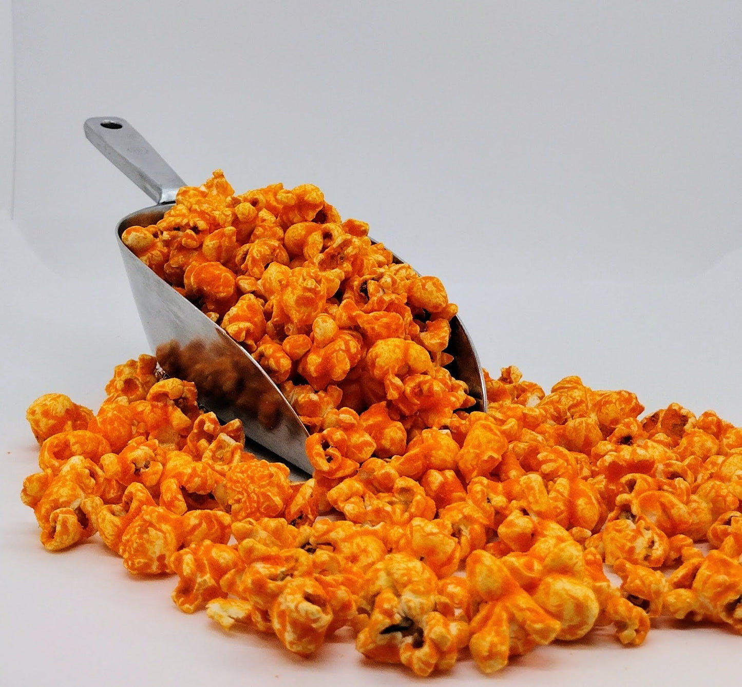 Ren  Es Cheesy Corn Gourmet Popcorn - Real Wisconsin Cheddar Cheese Is Smooth And Velvety Making For Delicious Cheesiest Fresh P