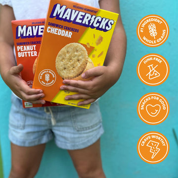 Mavericks Sandwich Crackers Cheddar - Cheese Filled Whole Grain Sandwich Cracker Snack Packs, Non-GMO - 7 oz Box (1 Pack)