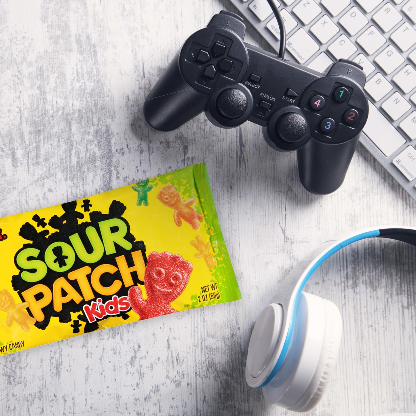 SOUR PATCH KIDS and SWEDISH FISH Mini Soft & Chewy Candy Variety Pack  Bulk Candy  20 Snack Packs