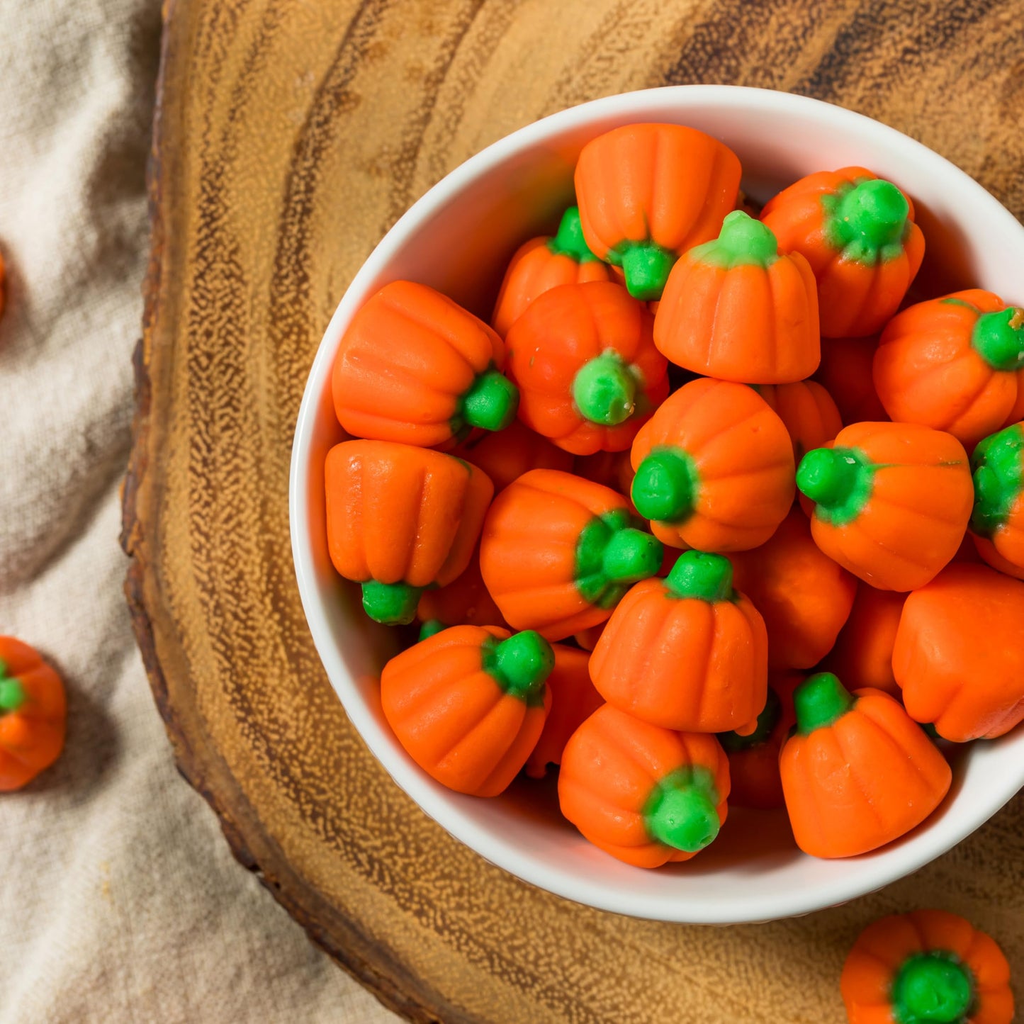 Creme Pumpkins Candy  1 Pound Bulk Bag  Halloween Pumpkin Candy  Trick-Or-Treat Party Bag Fillers