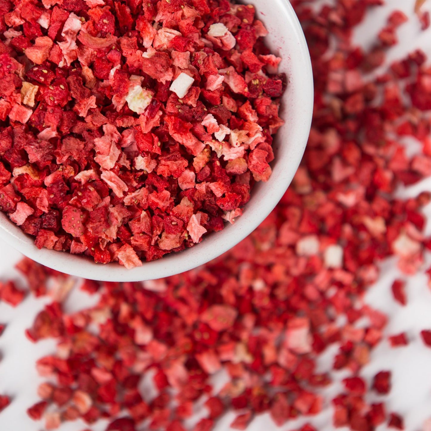 Super Garden Freeze Dried Strawberries | Crunchy Flavorful Pieces For Cereal, Yogurt, & Baking | Freeze Dried Fruit Strawberry N