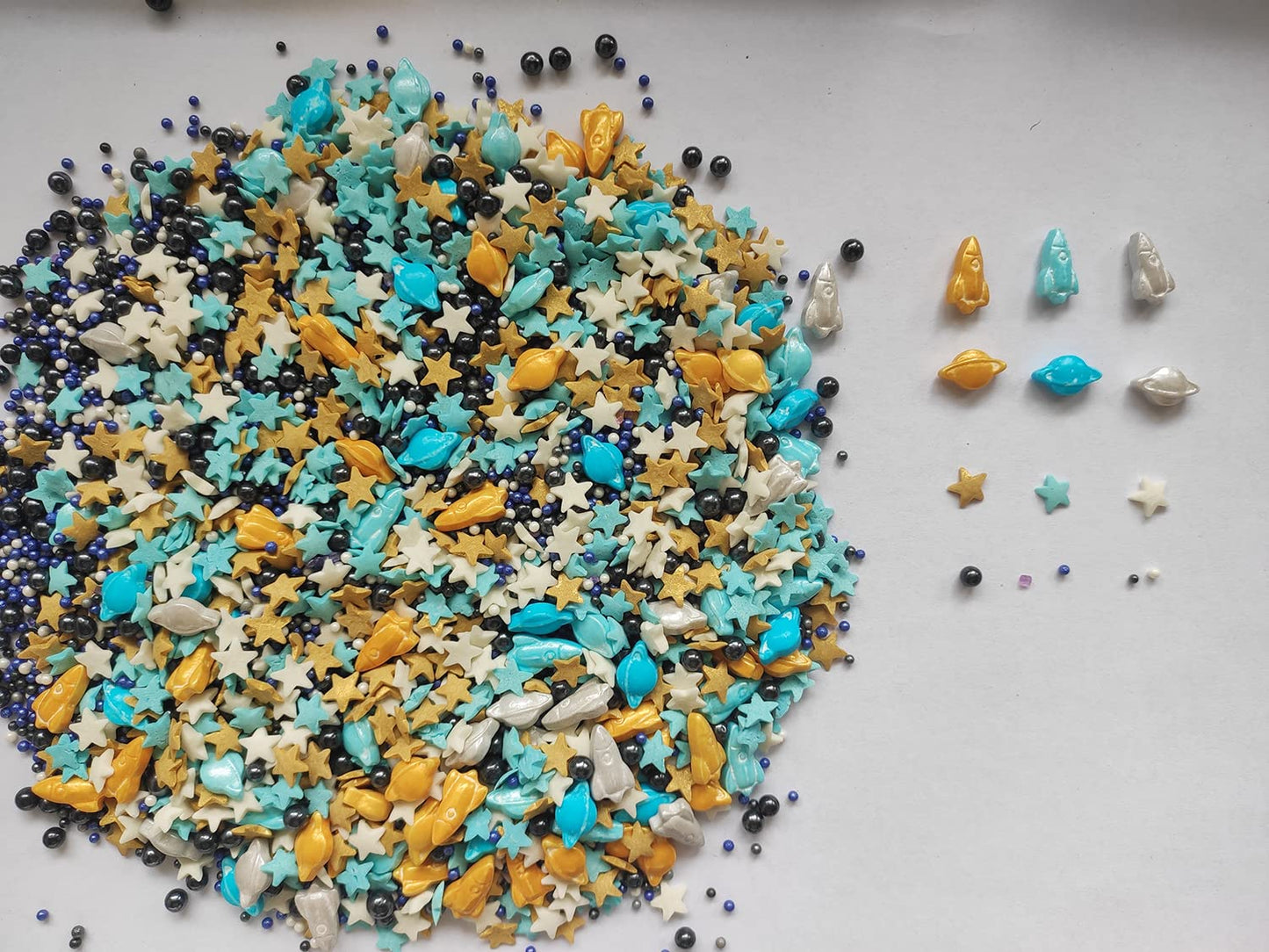 Edible Space Themed Planet Rocket Sugar Sprinkles Spacecraft Dessert Galaxy Sprinkles Star Cake Cupcake Toppers Pearls Cookie De