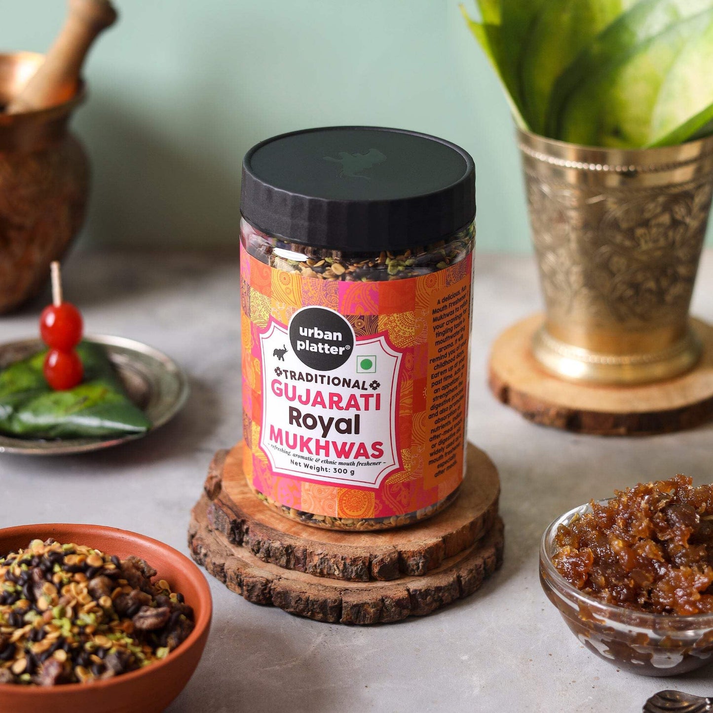 Urban Platter Gujarati Royal Mukhwas | 10.58 Oz (300G) | Traditional Indian Mouth Freshener | Sweet & Refreshing Fennel Mix | Digestive After-Meal Refresher | All-Natural, Vegan, Aromatic