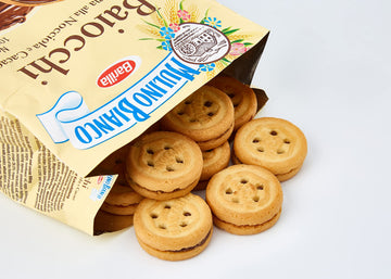 Mulino Bianco:"I Baiocchi" Cookies With Cream Hazelnut And Cocoa - 9.17 Oz (260G) [ Italian Import ]