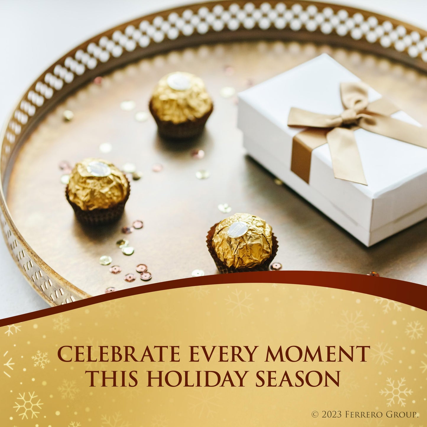 Ferrero Rocher, 12 Holiday Gift Packs, Gourmet Milk Chocolate Hazelnut, Chocolate Gift Box, Individually Wrapped, 1.3 Oz Each