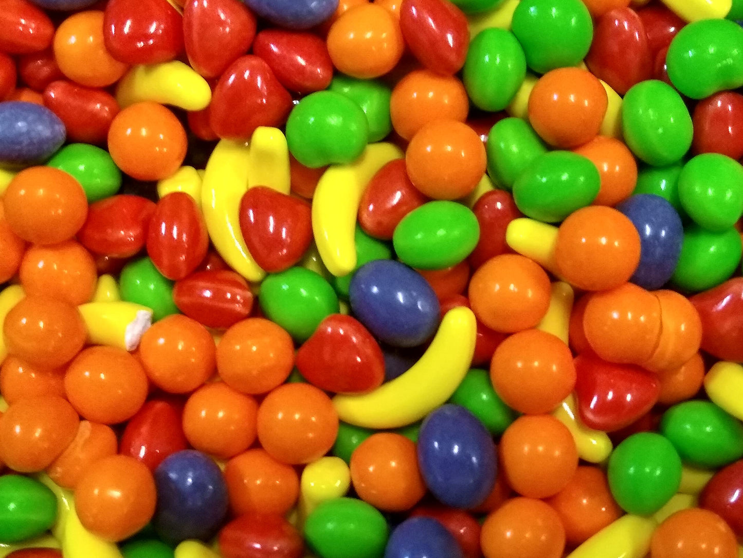 Fresh Assorted Orange Banana Strawberry Grape Green Apple Sweet Hard Crunchy Candy - 1.5 lbs