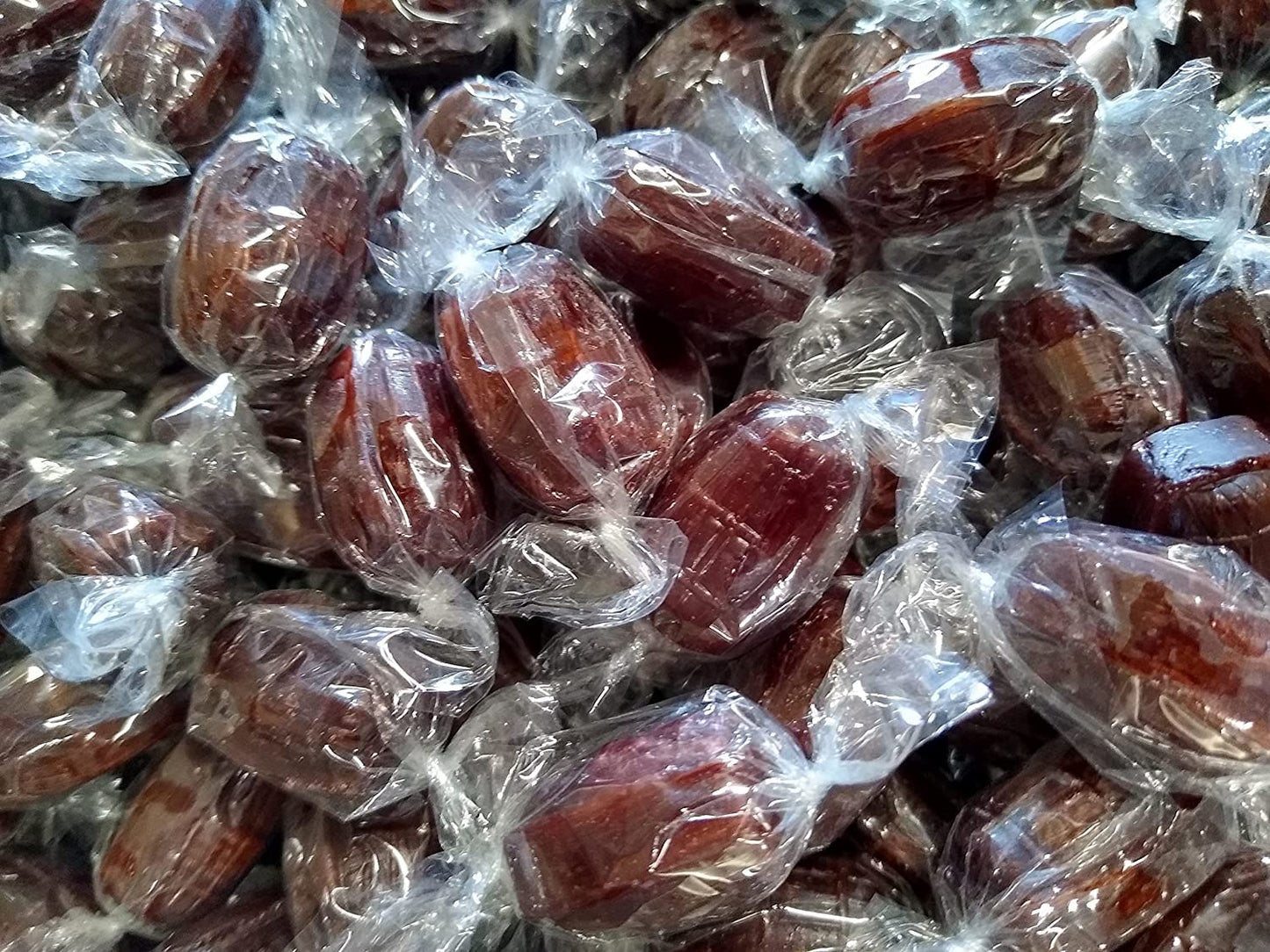 YANKEETRADERS Old Fashioned Candy Barrels, Root malt-inspired, 2 Pound, Brown, Pack of 1