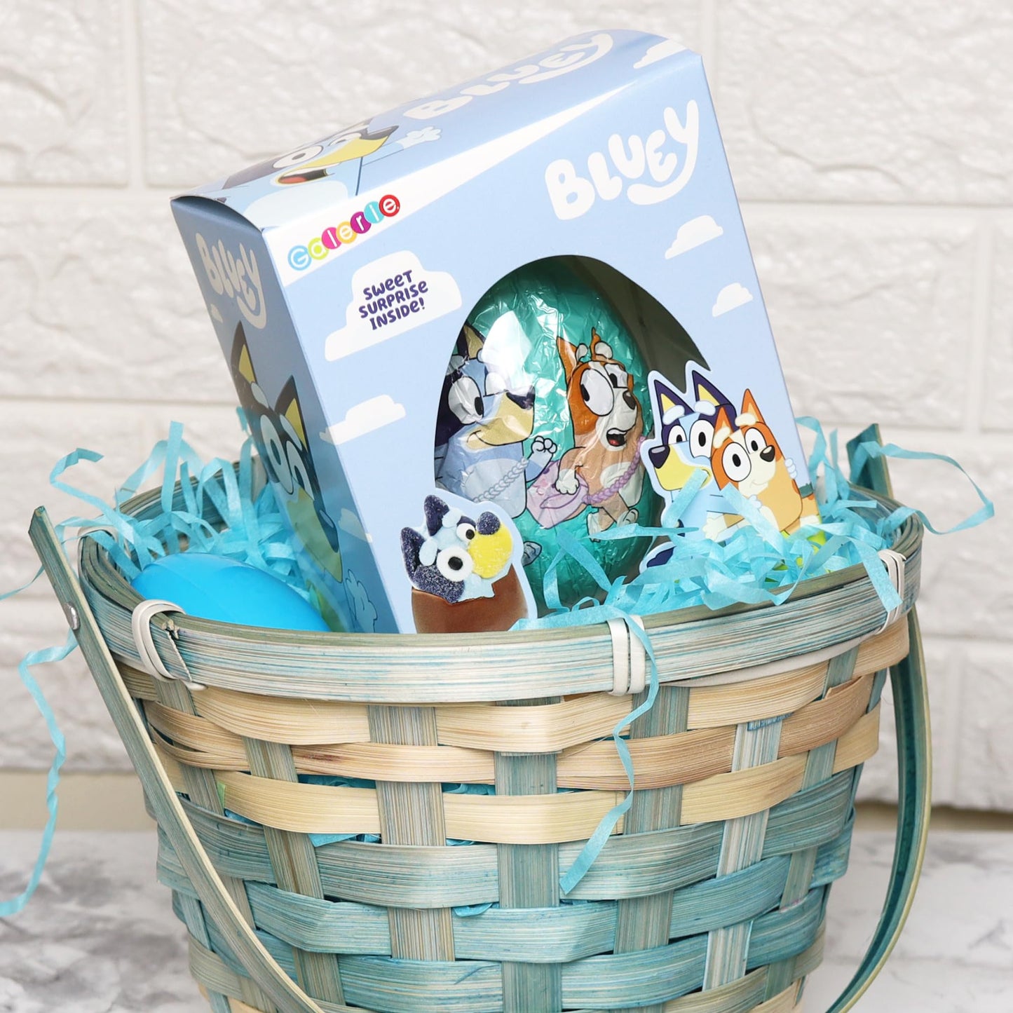 Galerie Milk Chocolate Easter Egg with Marshmallow, 2.12 oz, Perfect for Gift Baskets