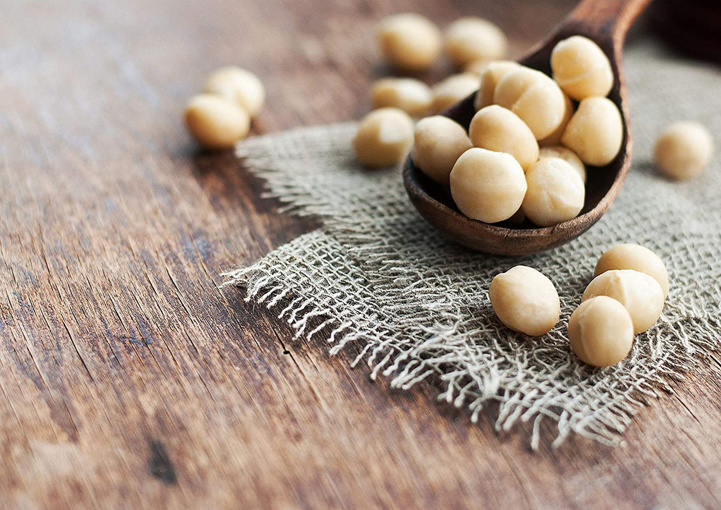 Food to Live Organic Whole Macadamia Nuts  4 Pounds - Non-GMO  Raw  Shelled  Unsalted  Kosher  Vegan  Bulk. Keto Snack. Buttery Flavor. Good Source of Fiber  Healthy Fats. Perfect for Desserts.