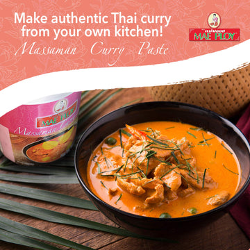 Mae Ploy Massaman Curry Paste, Authentic Thai Masaman Curry Paste For Thai Curries And Other Dishes, Aromatic Blend Of Herbs, Spices And Shrimp Paste (14 Oz Tub)