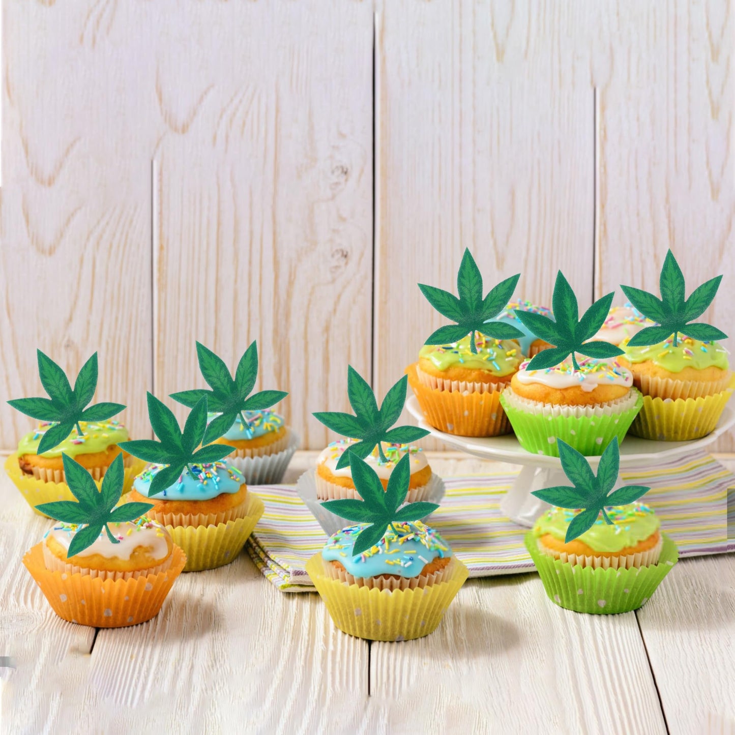ZHUOWEISM 60 PCS Edible Cupcake Toppers Green Pot Leaf Design 6 for Birthday Party Supplies