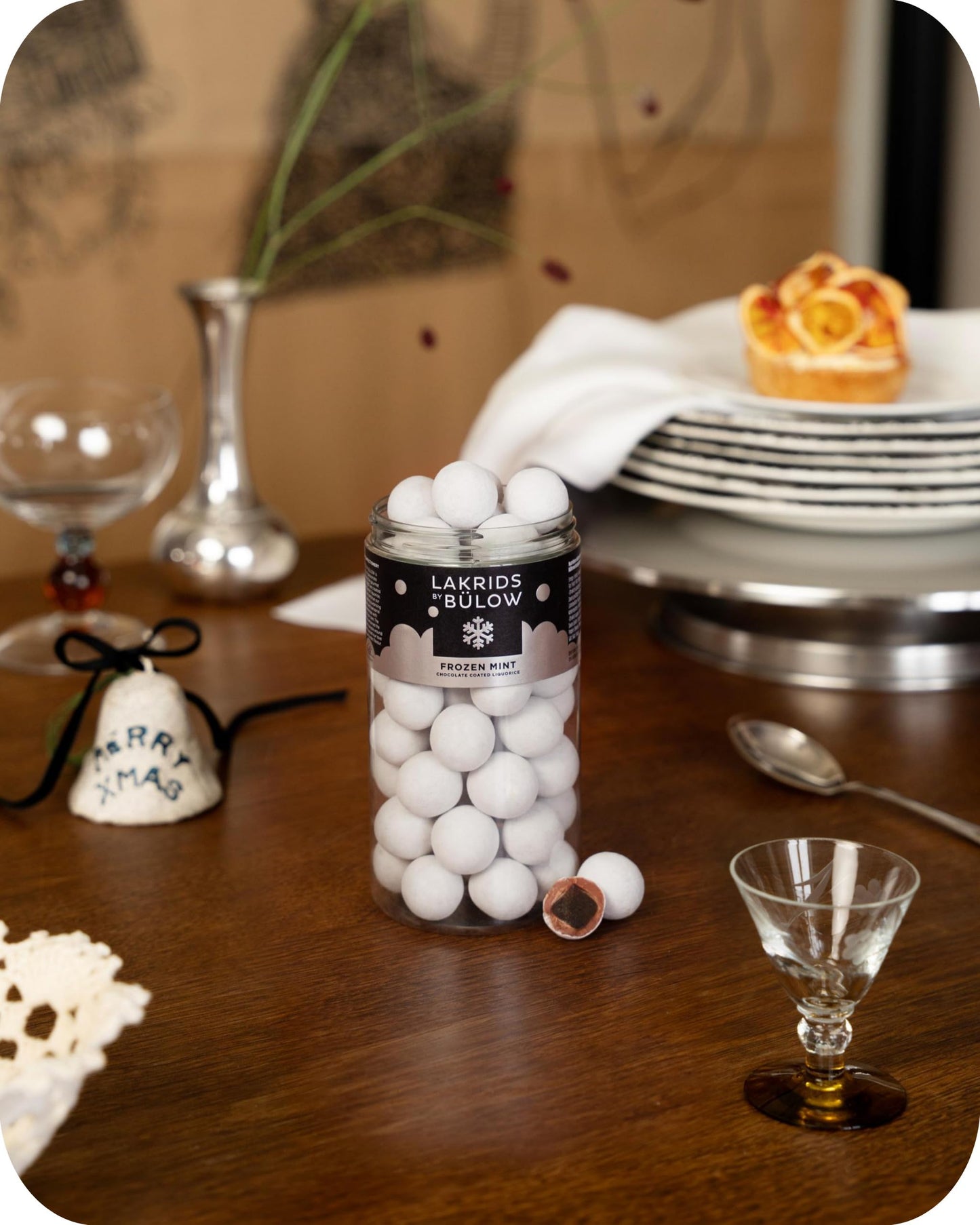 Lakrids By Blow - Frozen Mint - 10.4 Oz - Chocolate Coated Gourmet Licorice - Sweet Licorice Coated In Chocolate And Mint