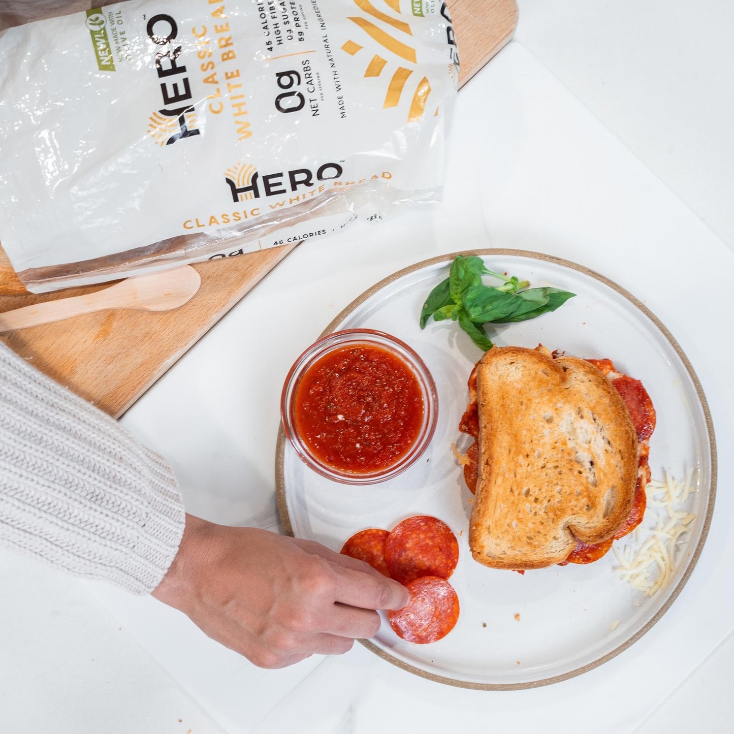 Hero Bread Sliced White Bread - Delicious Bread with 0g Net Carb, 0g Sugar, 45 Calories, 10g Fiber per Slice | Tastes Like Regul