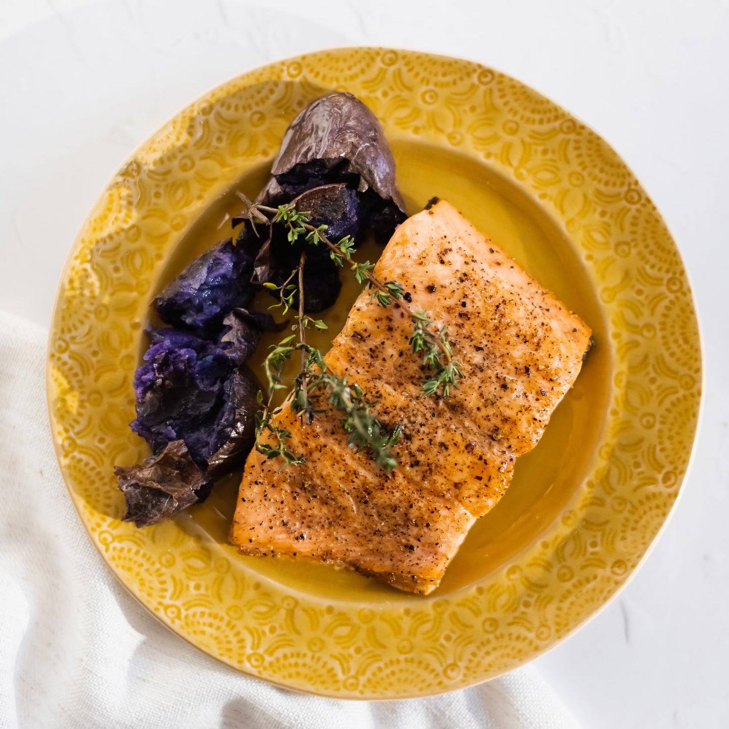 Lucini Garden Basil Extra Virgin Olive Oil - Evoo Infused With The Oil Of Fresh Basil - Olive Oil For Marinade, Grilling, Roasti