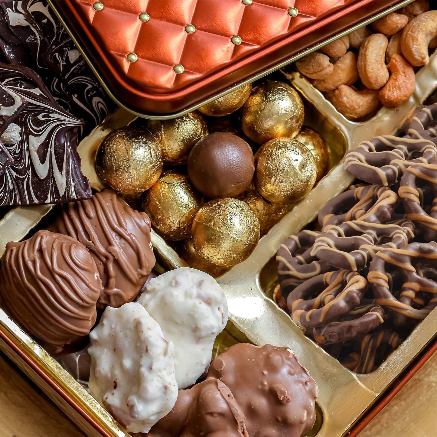 BONNIE AND POP - Holiday Chocolate and Nut Sweet and Savory Gift Basket for Thanksgiving, Christmas Gifts | Gourmet Holiday Snac