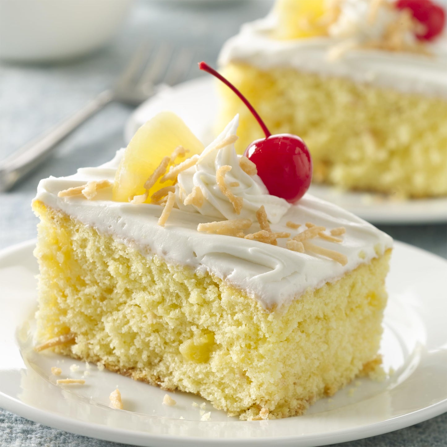 Betty Crocker Favorites Super Moist Yellow Cake Mix, Holiday Baking, 13.25 oz (Pack of 12)