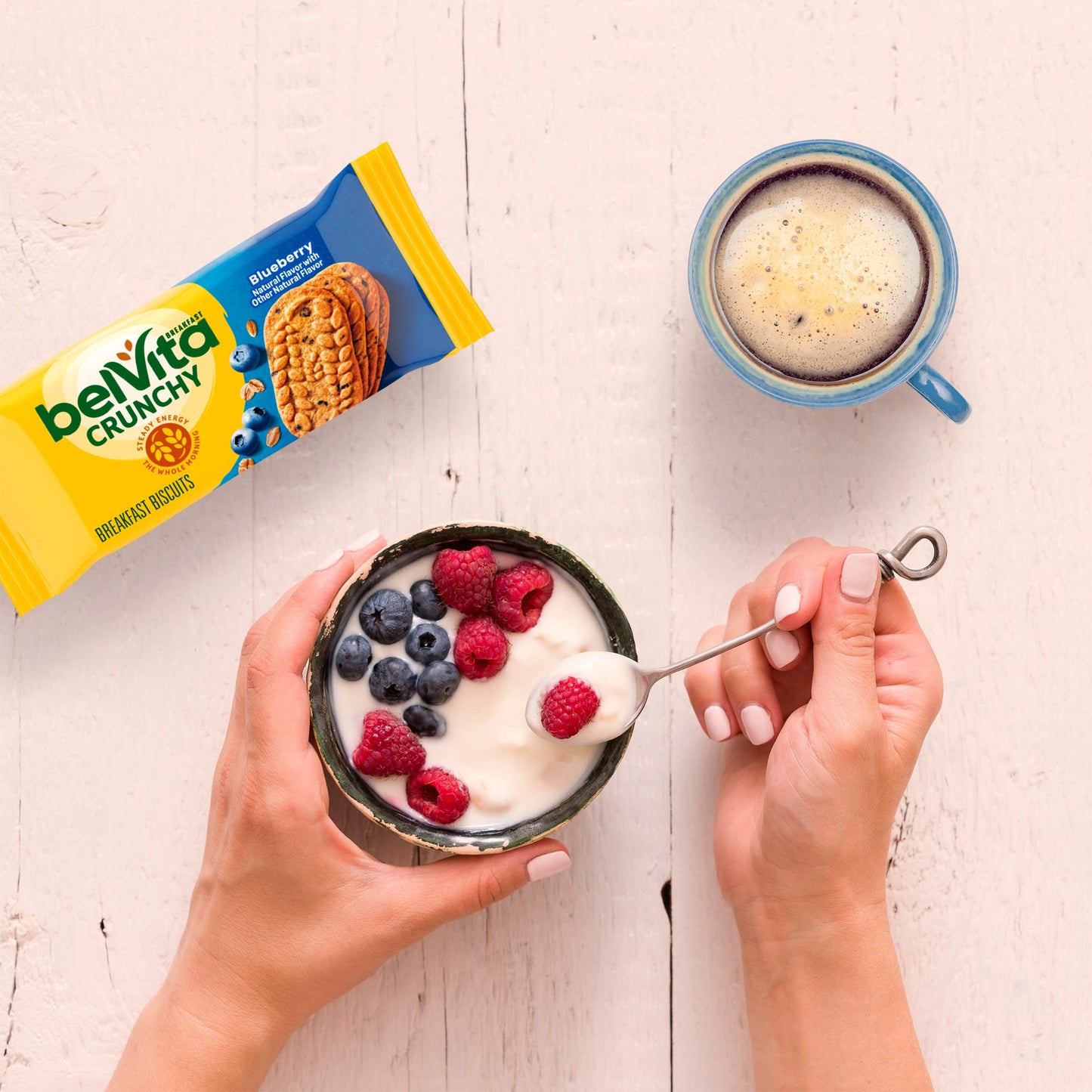 belVita Breakfast Biscuits, Blueberry Flavor, 8 Packs (4 Biscuits Per Pack)