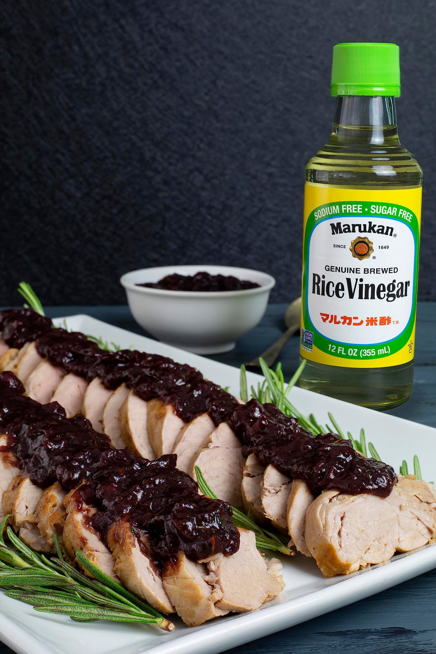 Marukan Seasoned Gourmet Rice Vinegar, 12 Ounce Glass Bottle (Pack Of 1)