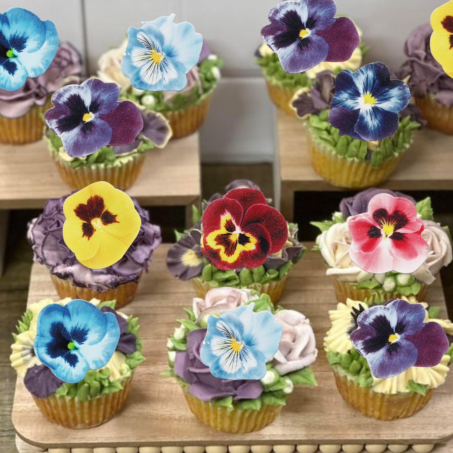 60 Pcs Edible Flowers Cupcake Toppers Edible Spring Bridal Engagement Pansies Cake Decorations Wafer Paper Flowers Cupcake Picks
