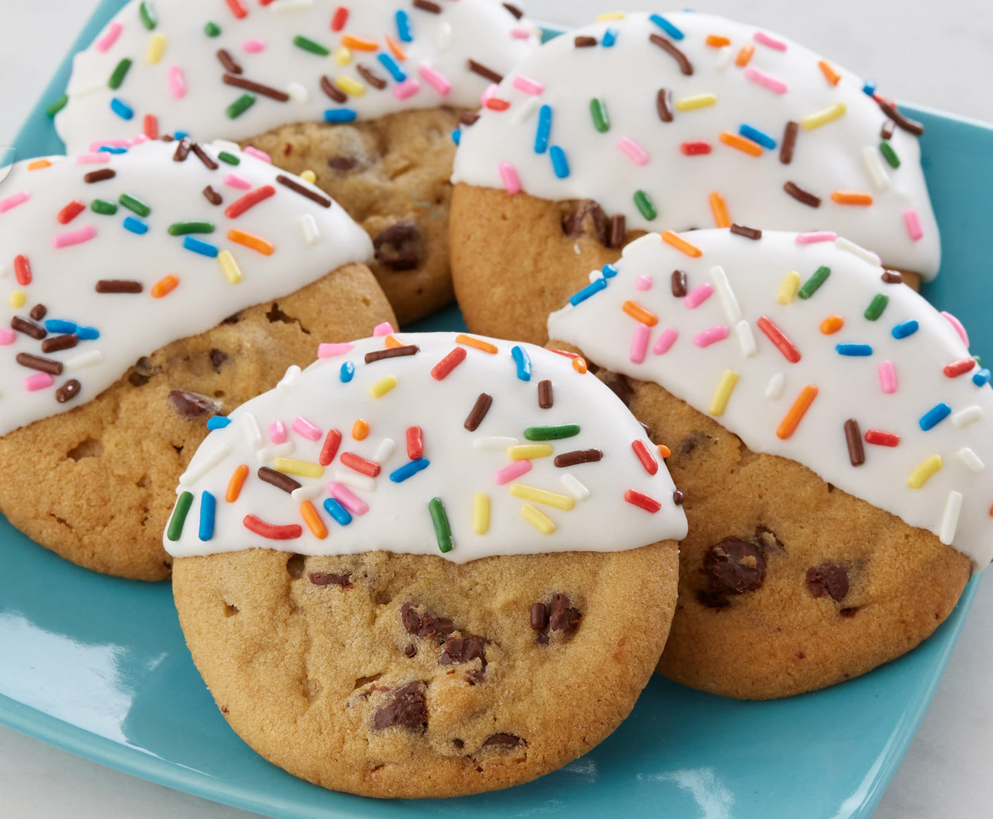 Cake Mate Christmas Rainbow Sprinkles with resealable lid - Delicious Dessert Sprinkles for Ice Cream, Cookies, Baked Goods, Don